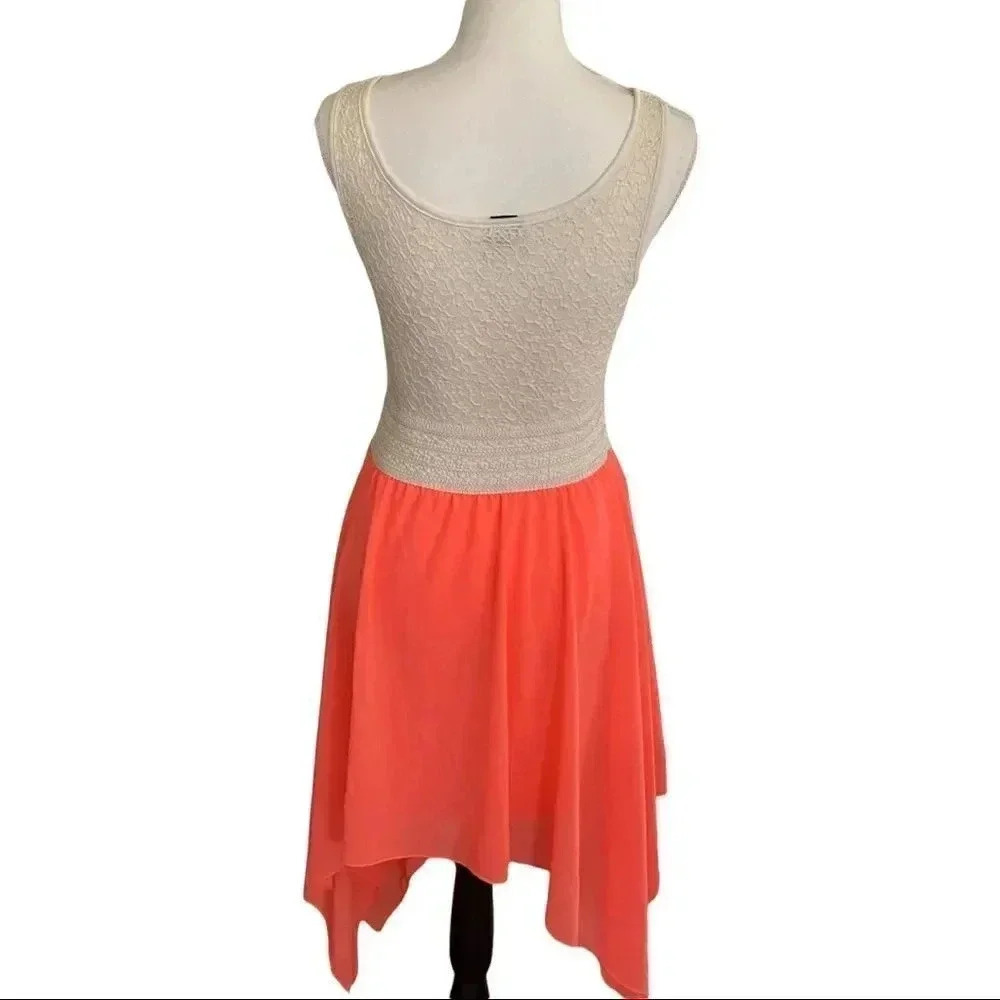 Rue 21 M ivory lace and coral skirt dress with shark bite hem - Picture 7 of 8